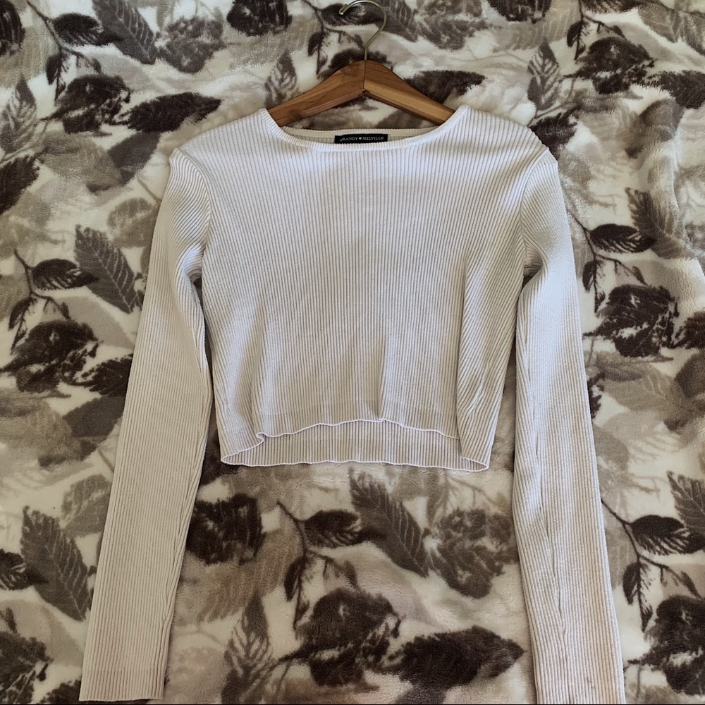 Brandy Melville raw hemmed white cropped sweater